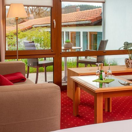 Landhotel Gockelwirt Eisenberg  Buitenkant foto