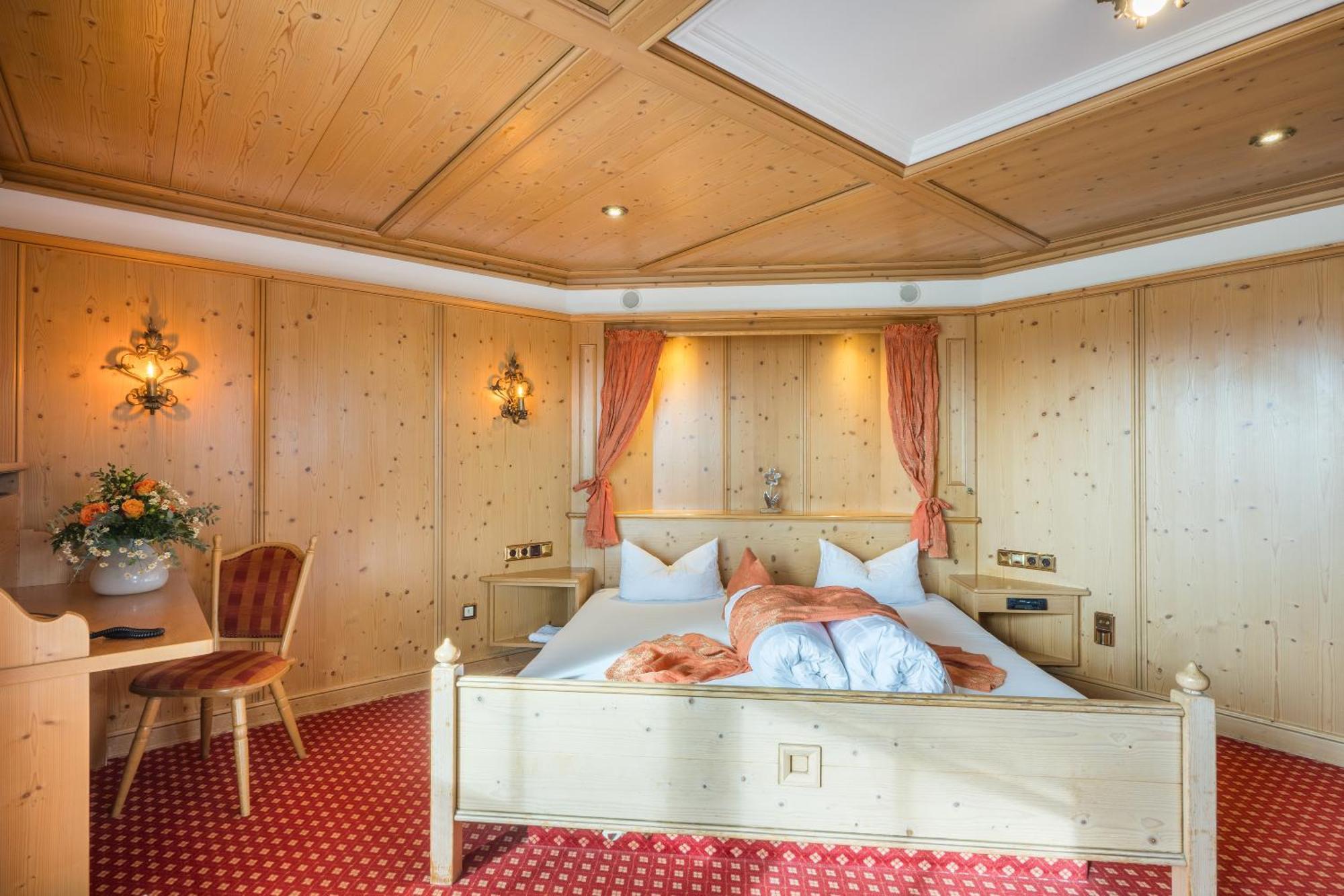 Landhotel Gockelwirt Eisenberg  Buitenkant foto