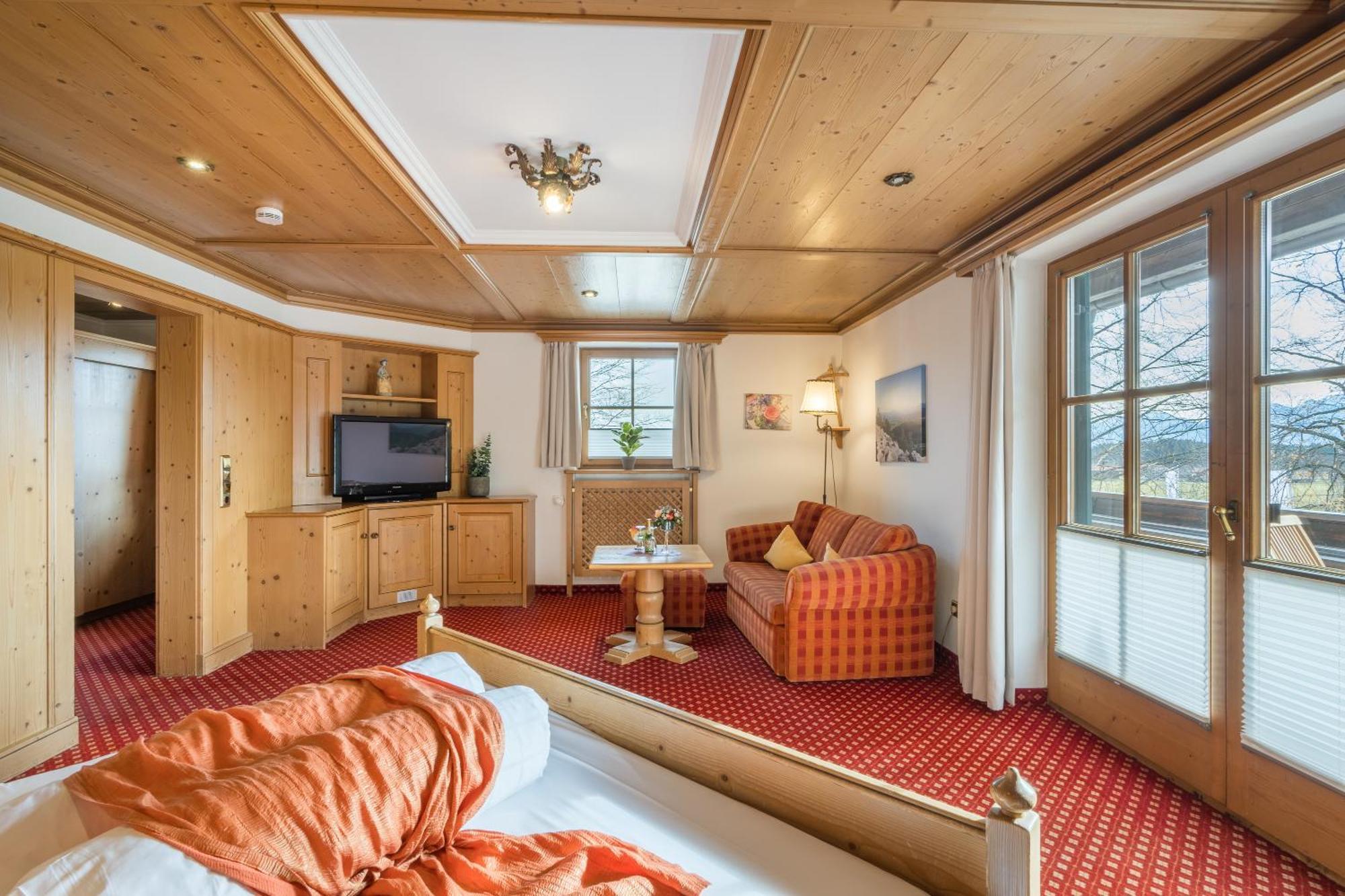 Landhotel Gockelwirt Eisenberg  Buitenkant foto
