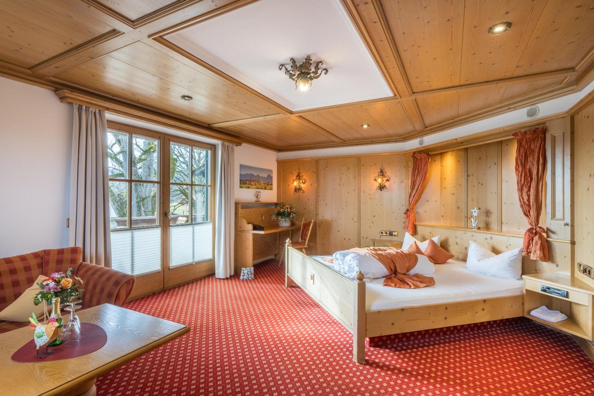 Landhotel Gockelwirt Eisenberg  Buitenkant foto