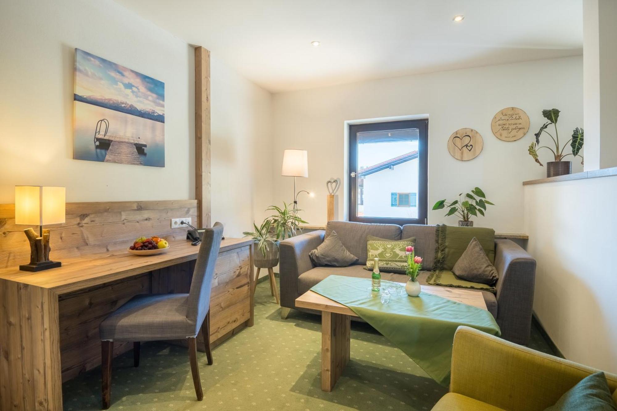 Landhotel Gockelwirt Eisenberg  Buitenkant foto
