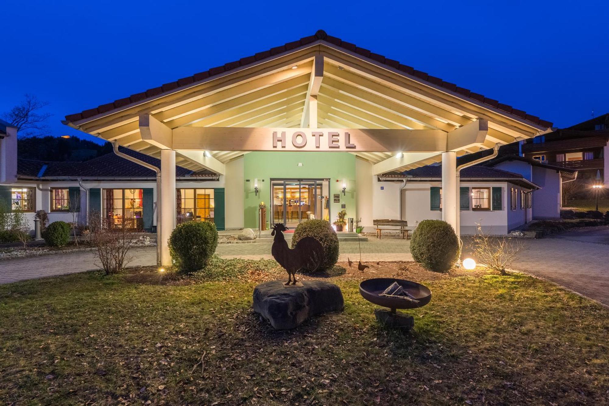 Landhotel Gockelwirt Eisenberg  Buitenkant foto